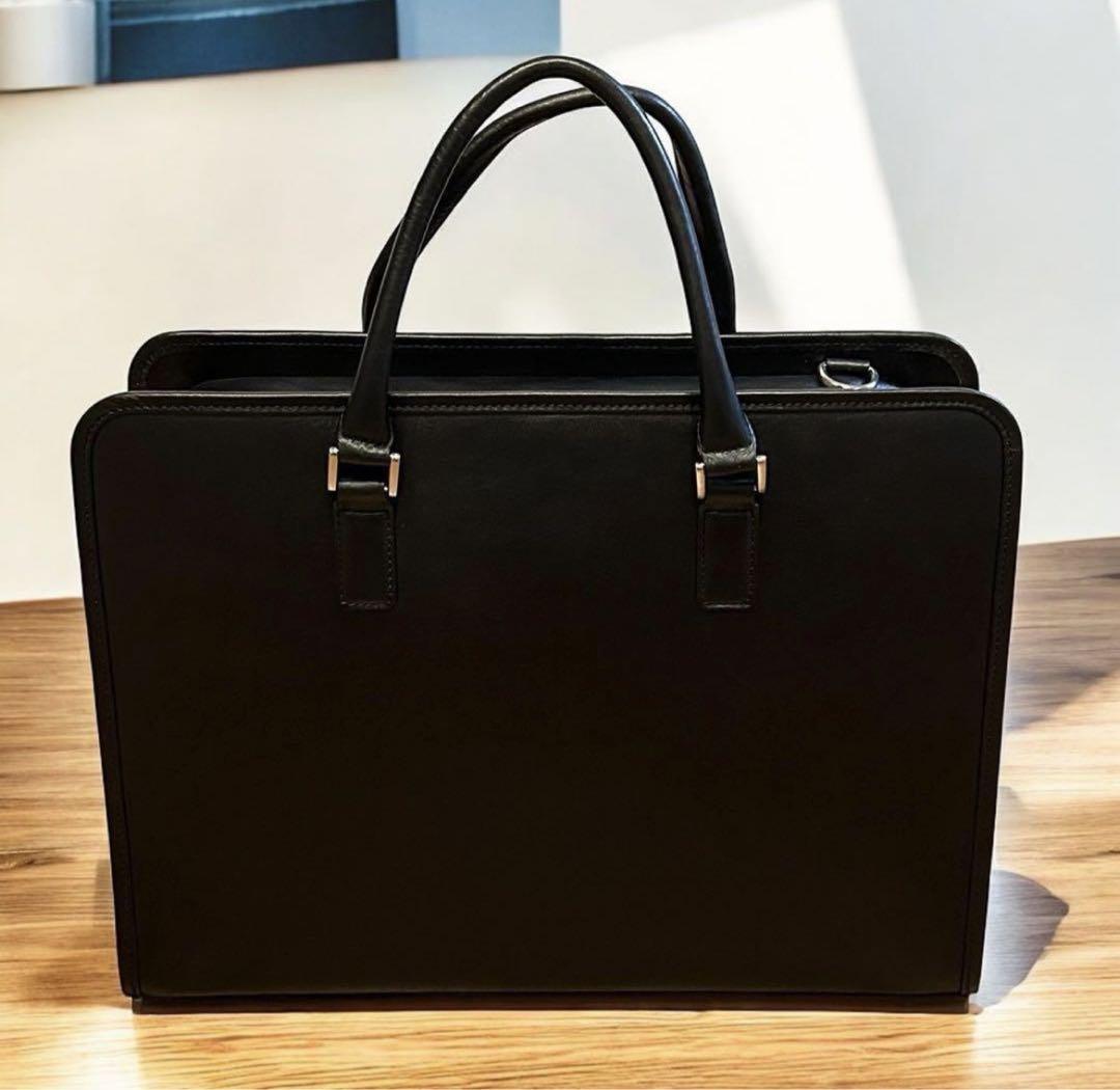 新品✨大容量で高機能❣️ビジネス レザー ファクトリー