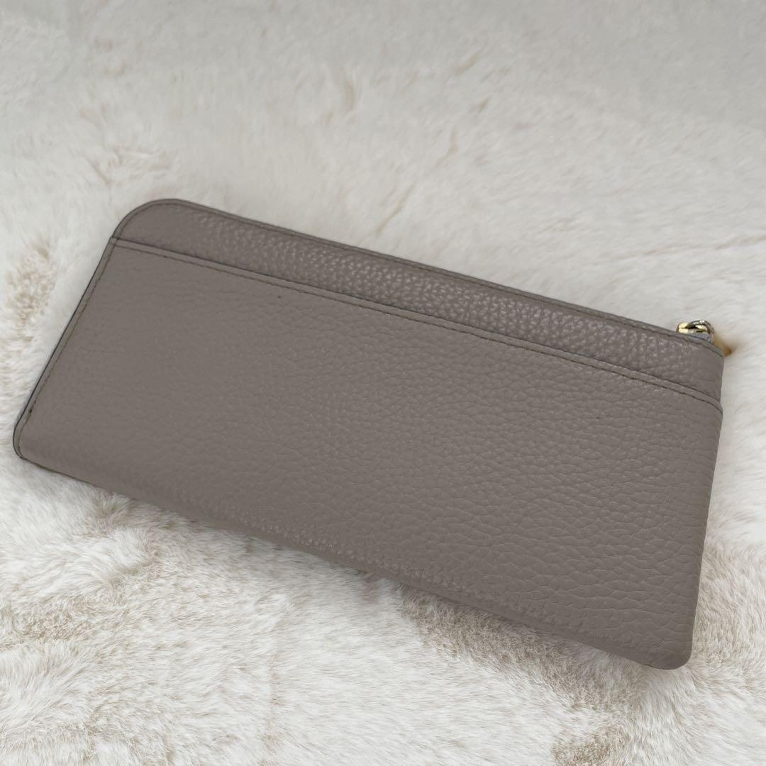 美品✨ PELLEBORSAペレボルサ L字ファスナー 長財布 ロングウォレット 美品✨ PELLEBORSAペレボルサ L字ファスナー 長財布 ロング
