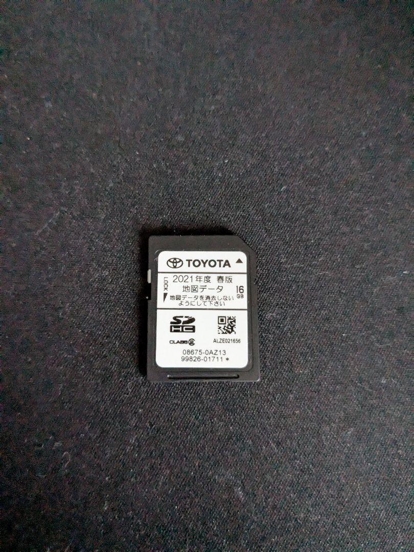トヨタ純正ナビNZST-W62G 2021 年度版地図データSDカード 16GB TOYOTA純正ナビ地図データ SDカード 2021年度春版 NSZT-W62G