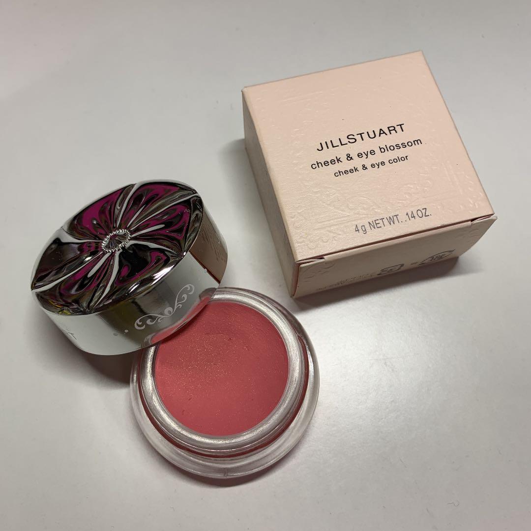 メルカリ 雑誌掲載 モデル愛用 チーク アイブロッサム 07 ジルスチュアート ピンク アイシャドウ 1 580 中古や未使用のフリマ