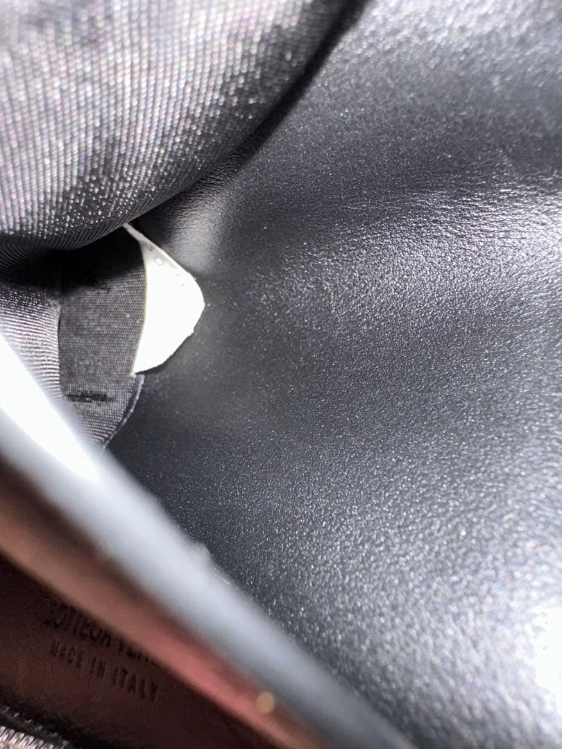 ボッテガヴェネタ コンパクトウォレット マキシイントレ22A/W ブラック ボッテガヴェネタ コンパクトウォレット マキシイントレ22A/W ブラック