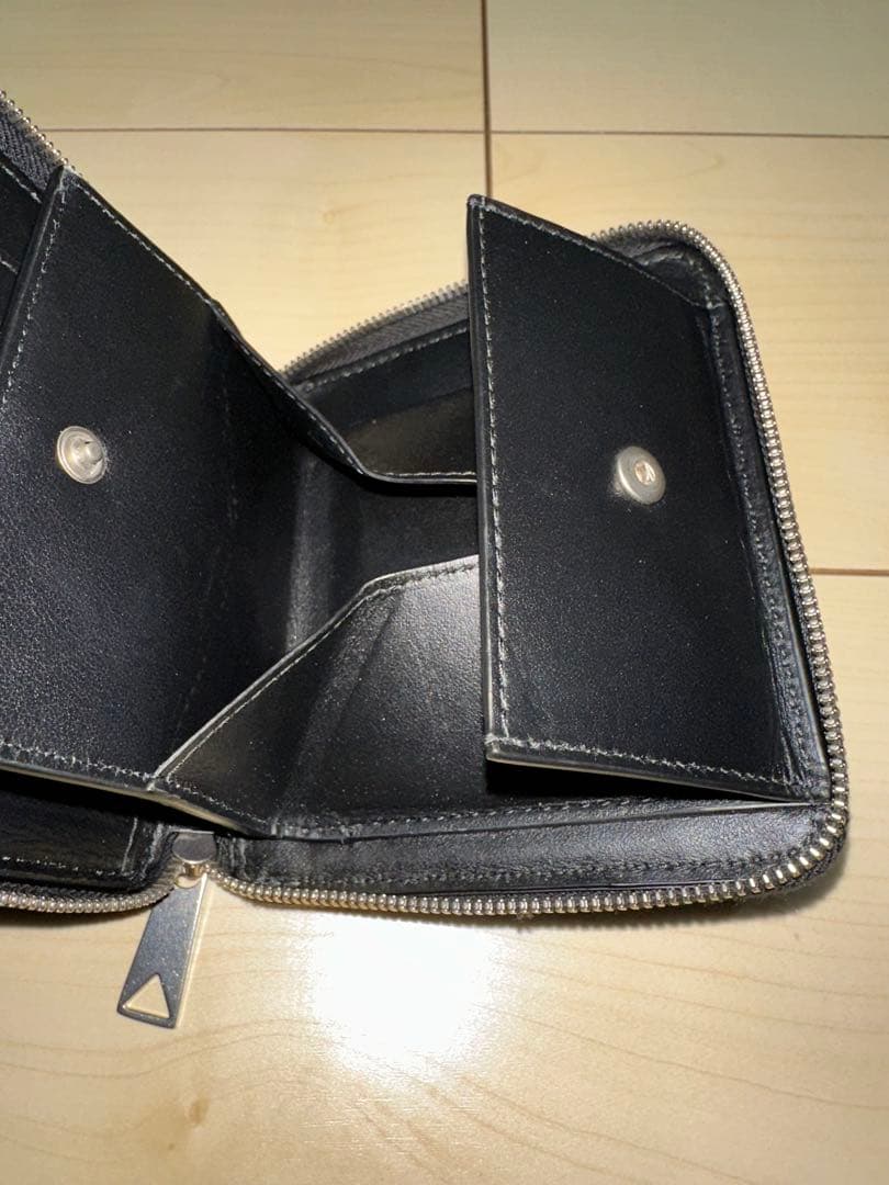 ボッテガヴェネタ コンパクトウォレット マキシイントレ22A/W ブラック ボッテガヴェネタ コンパクトウォレット マキシイントレ22A/W ブラック