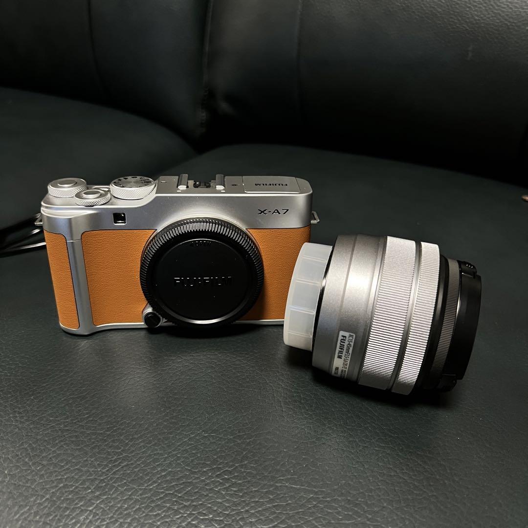 FUJIFILM フジフイルム X-A7 レンズキット キャメル