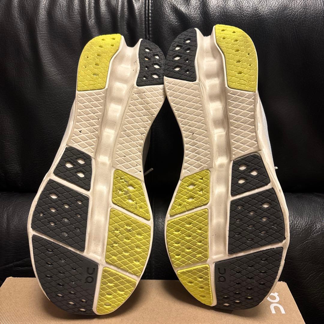 On(オン)Cloudsurfer 2 27cm