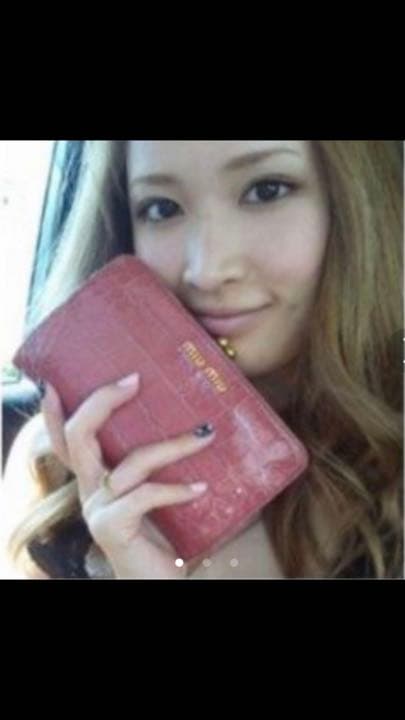 ワンサイズ オープニング 大放出セール紗栄子さんと色違い ミュウミュウ Miumiu 財布 がま口 ベージュ 折り財布 小物ワンサイズデフォルトの色 Mer Hepeicmw デフォルトの色 47 8円 税込 Pantanaldaserra Com Br