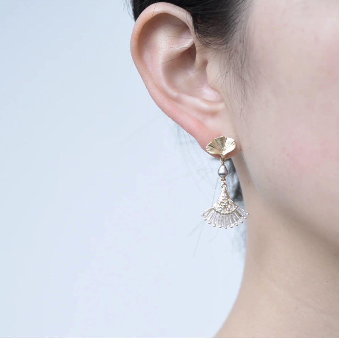極美品✨monshiro モンシロ ビジューピアス