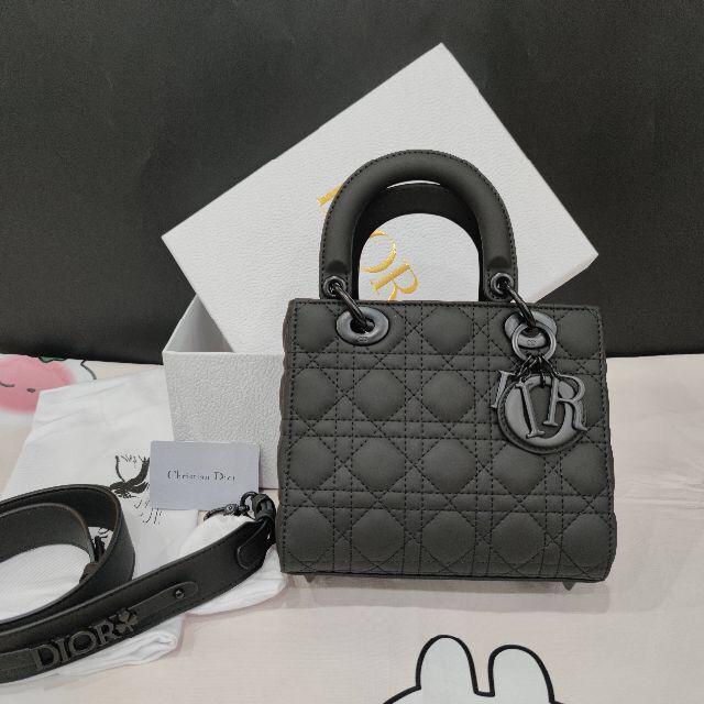 Dior ブラック キルティング バッグ - メルカリ