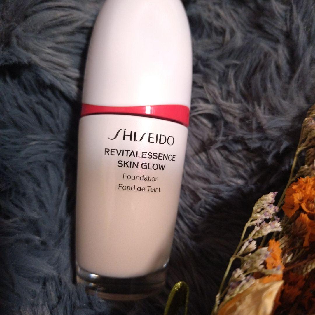 ファンデーション SHISEIDO REVITALESSENCE SKIN GLOW 140