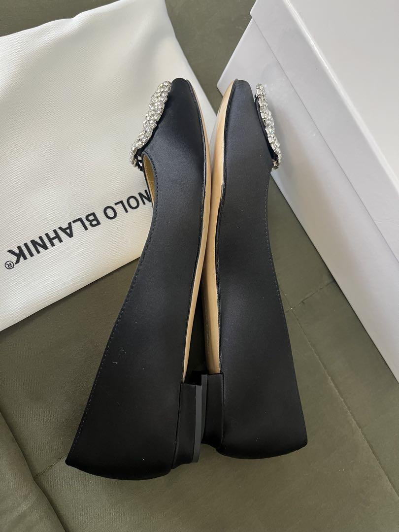 MANOLO BLAHNIK ビジュー付きフラットシューズ
