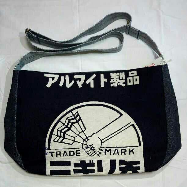 5inch　前掛けバッグ