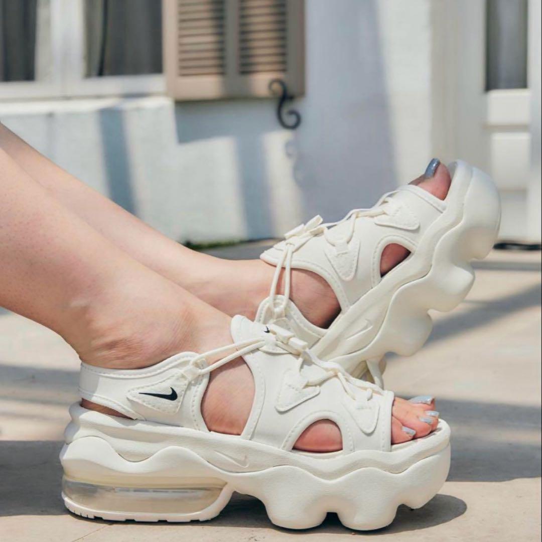 NIKEエアマックスココサンダル23センチ - メルカリ