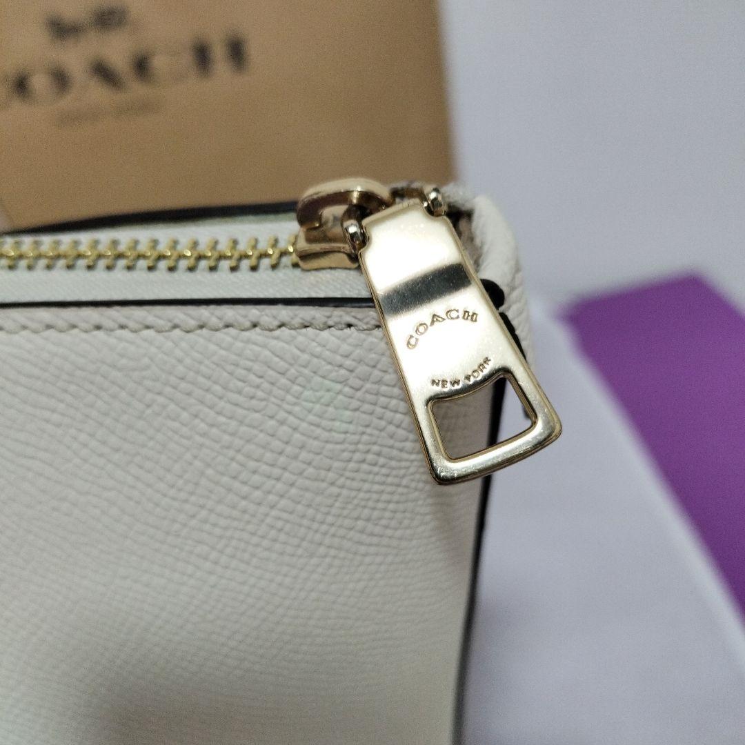 COACH ギャラリートートバッグ ホワイト ビジネス 肩掛け レザー A4