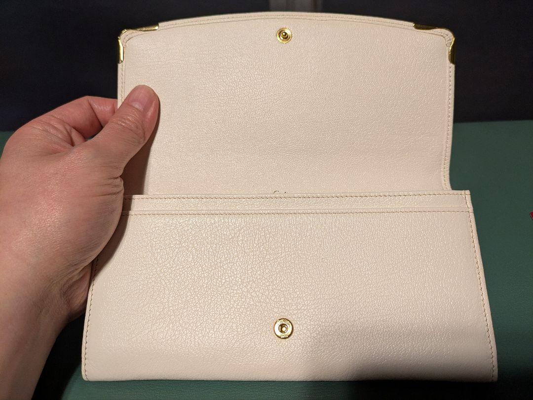 Cartier ホワイト レザー 長財布 Cartier ホワイト レザー 長財布