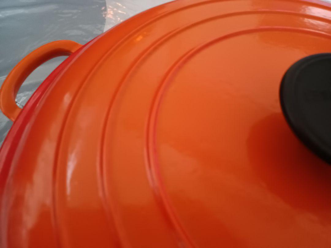LE CREUSET　ル・クルーゼ　両手 蓋付き鍋 オレンジ　30センチ