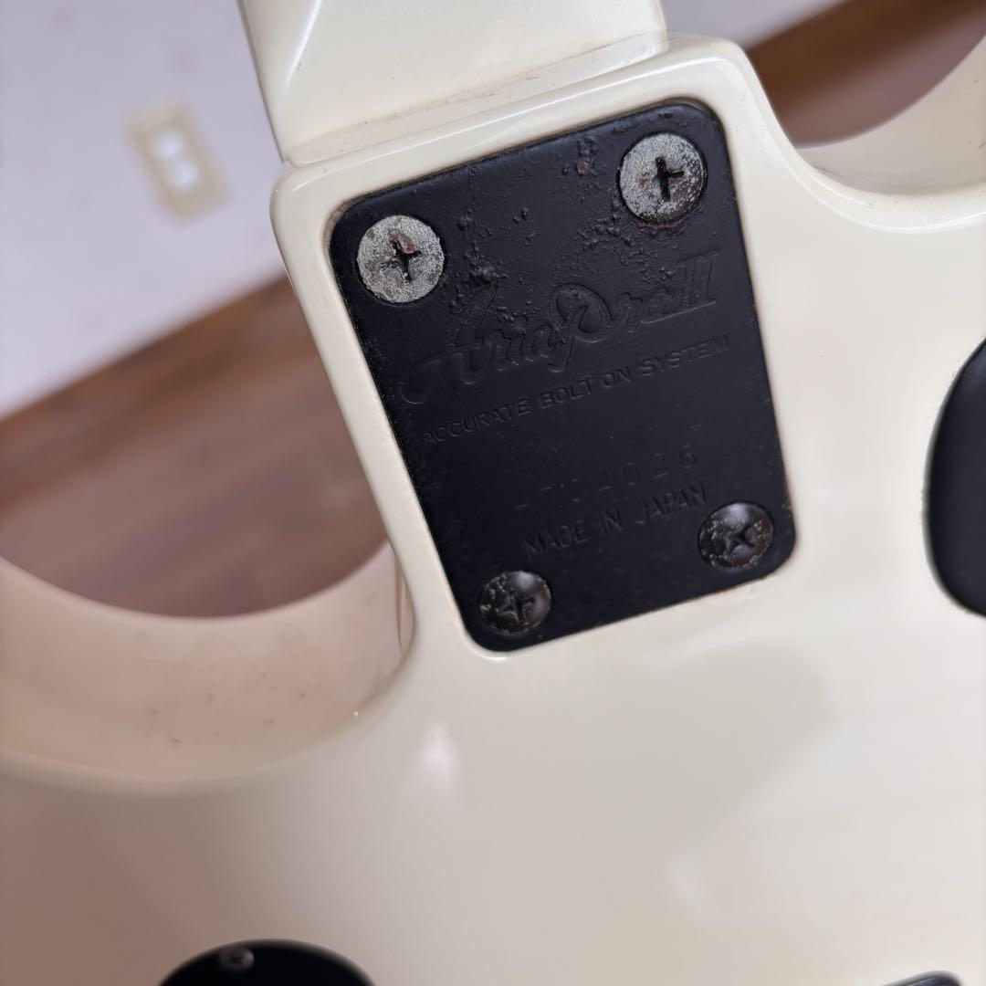 エレキギター　Aria Pro Ⅱ LIMITED EDITIONS ホワイト