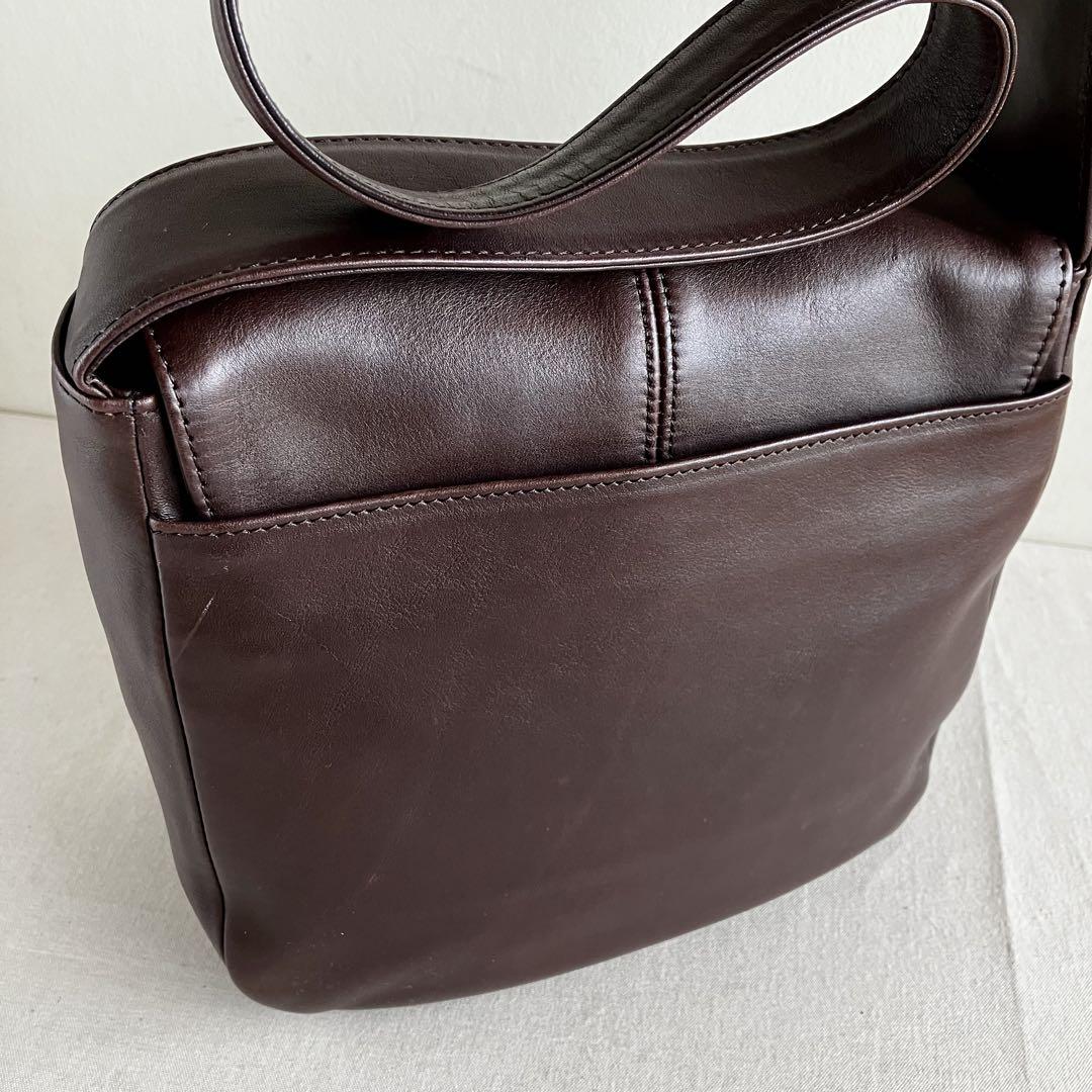 Vintage Coach Flatiron Flap Shoulder - メルカリ