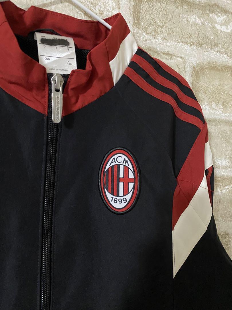 セリエA ACMilan キッズ140 ナイロンセットアップ　ジャージ　上下