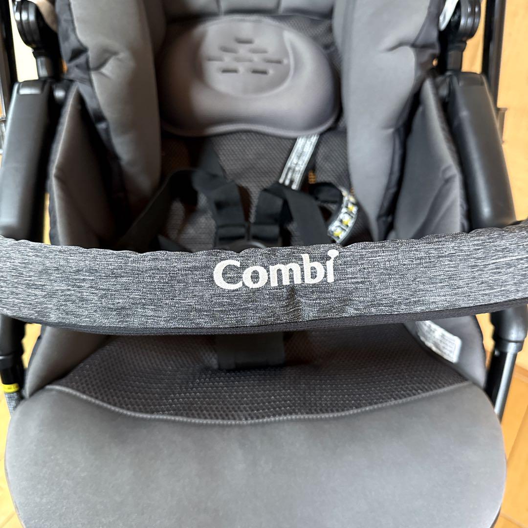 ☆美品 Combi スゴカルα 4キャス compactエッグショックHT