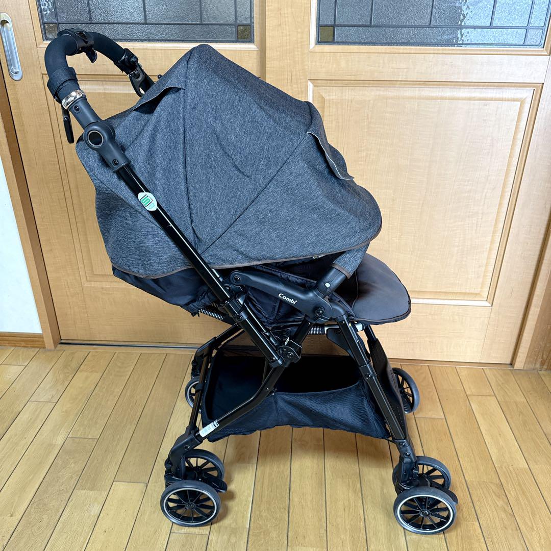 ☆美品 Combi スゴカルα 4キャス compactエッグショックHT