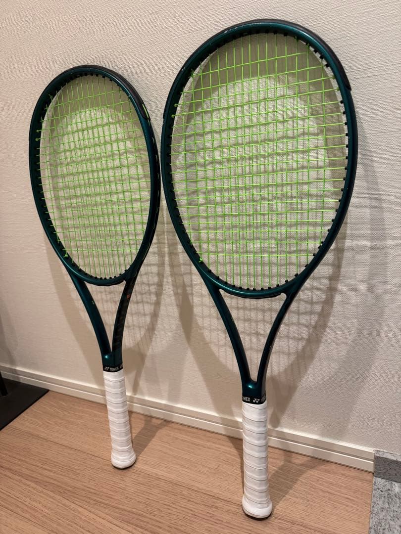 Wilson Blade V9 テニスラケット 98インチ Wilson Blade V9 テニスラケット 98インチ