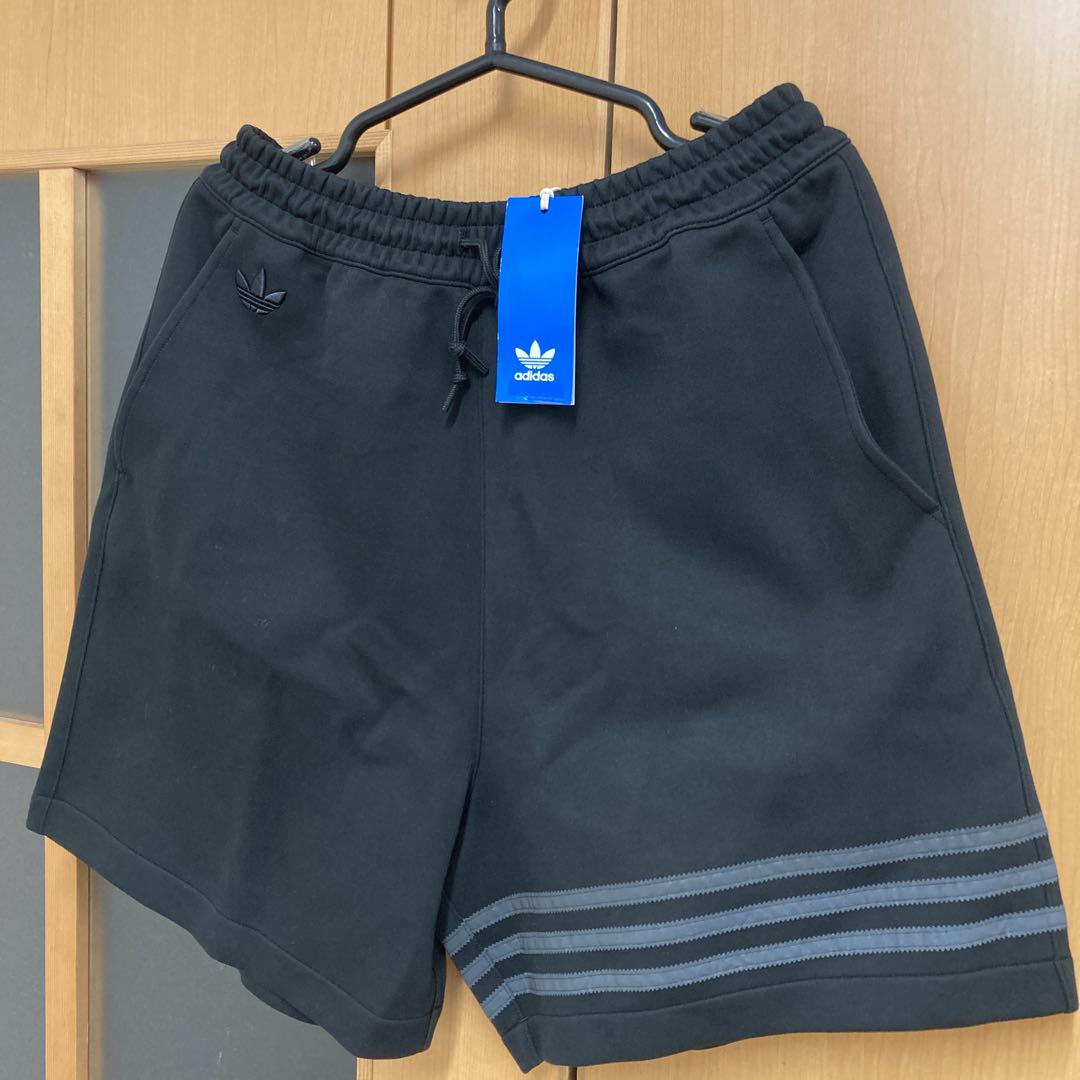 新品　adidas originals ハーフパンツ 半ズボン　スウェット