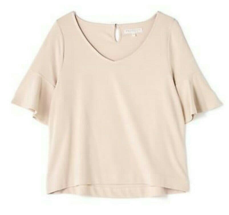 メルカリ プロポーションボディドレッシング フレアーポンチｖ袖フレアカットソー Tシャツ カットソー 半袖 袖なし 2 400 中古や未使用のフリマ