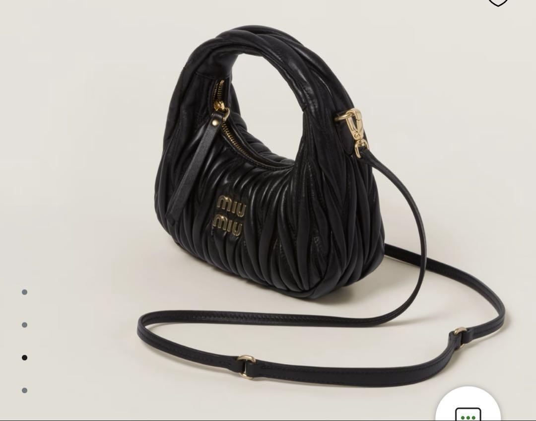 美品♡miumiu ワンダー マテラッセレザー ホーボーミニバッグ