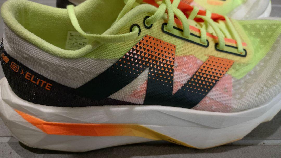 NewBalance　 SuperComp ELITE　25.5 ワイズD