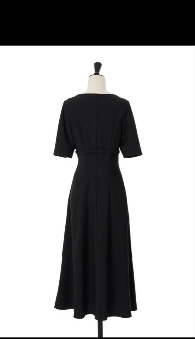 Adelaide Slit Sleeve Belted Dress - メルカリ