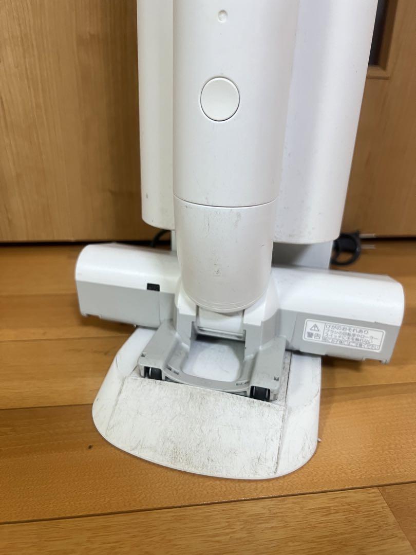 【展示品】Panasonic 紙パック式掃除機 MC-NS10K