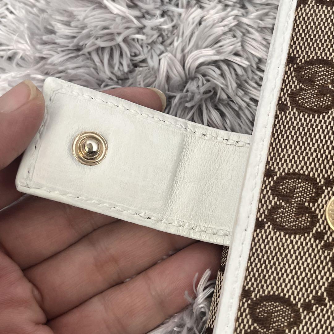 GUCCI✨長財布　Wホック インターロッキング　GGキャンバス　ホワイト