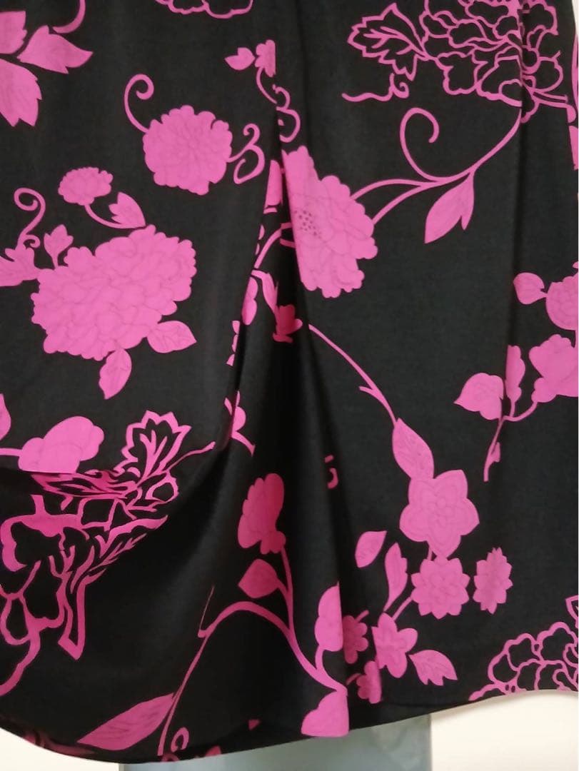 ☆極美品☆　レオナール　セットアップ　ブラウス&スカート　４０