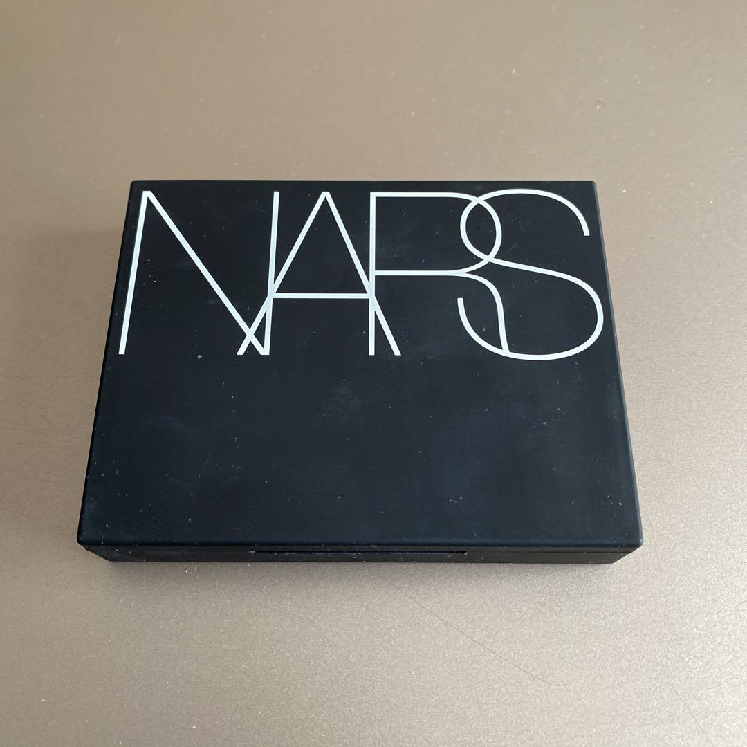ＮＡＲＳ ライトリフレクティングセッティングパウダー プレスト N