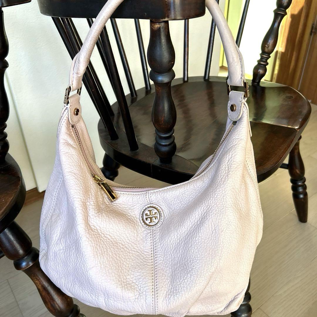 トリバーチTORY BURCH DAKOTA HOBO