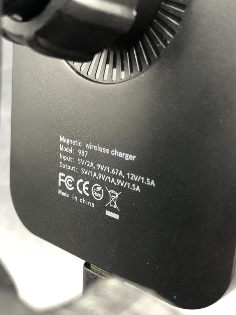 TREEY LAND マグネットワイヤレス充電器 モバイルホルダーセット目立った傷や汚れなし BRIGHTFACE_UK