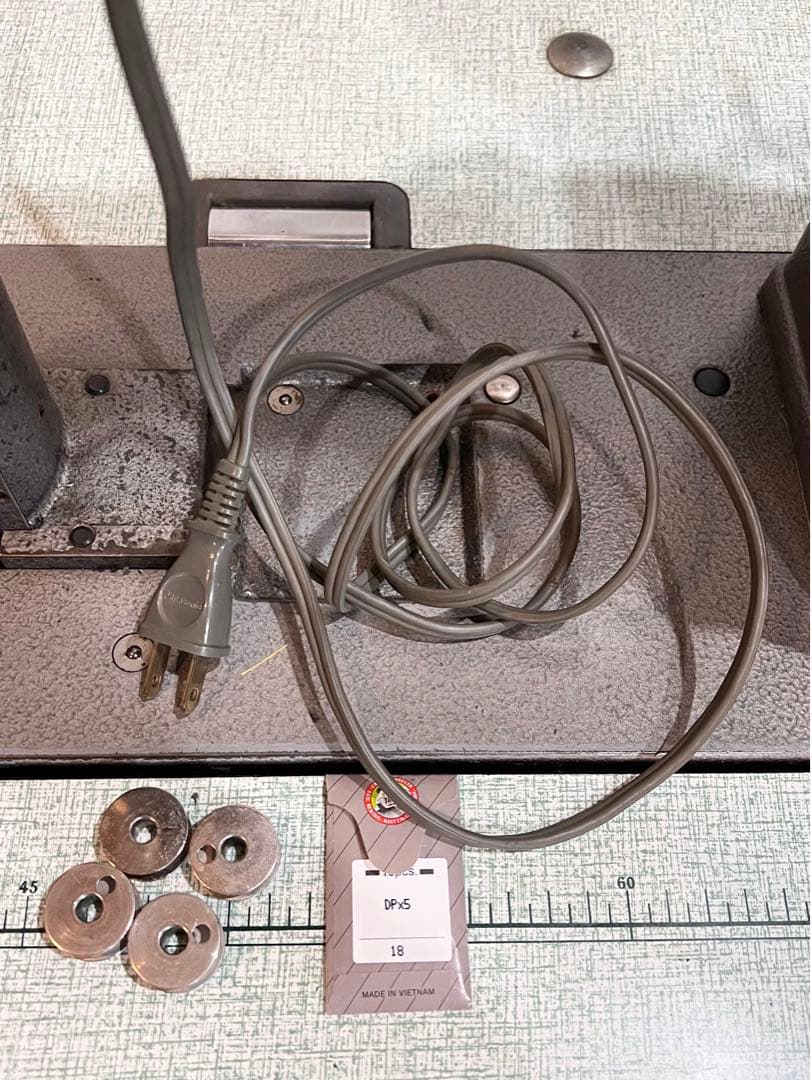 SEIKO 100V サーボモーター 2本針 ポストミシン SEIKO 100V サーボモーター 2本針 ポストミシン