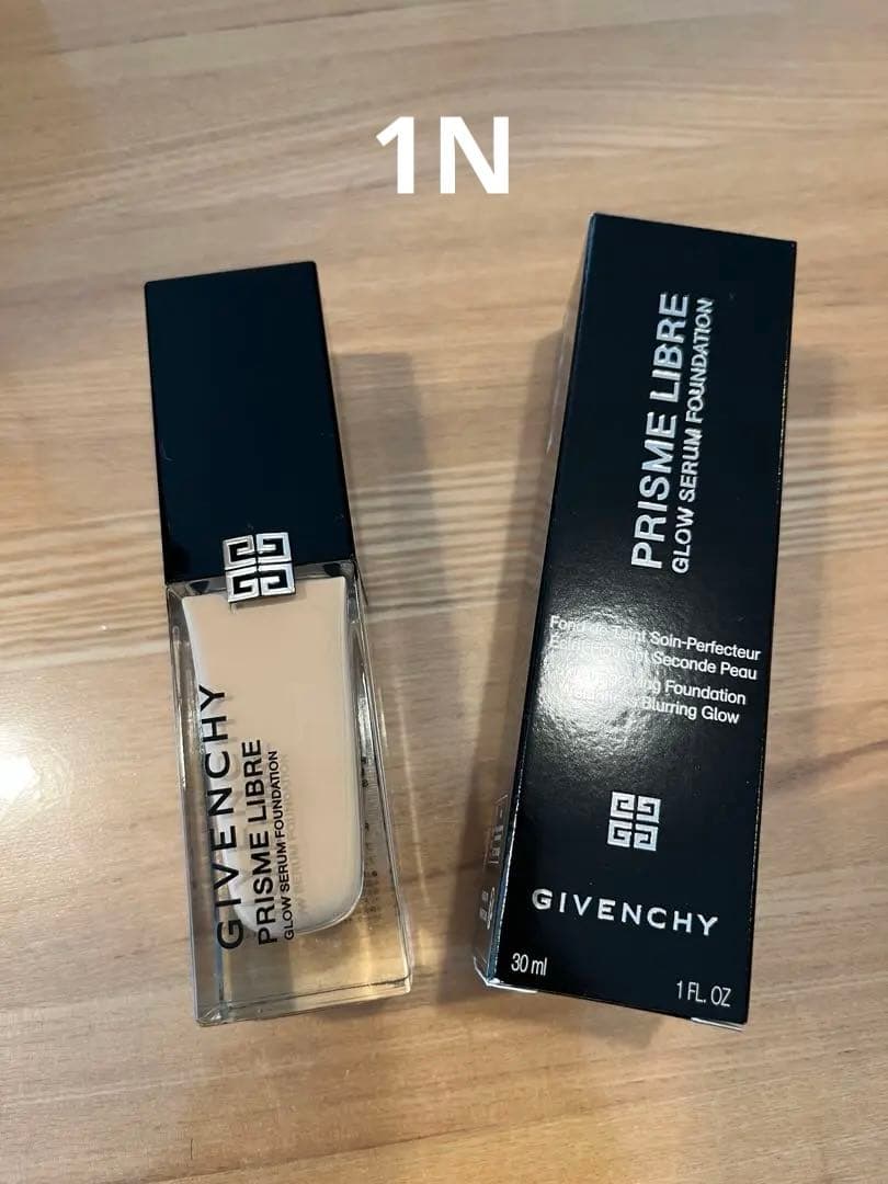 ジバンシイ　プリズムリーブルグロウ　セラムファンデーション　1N 30ml