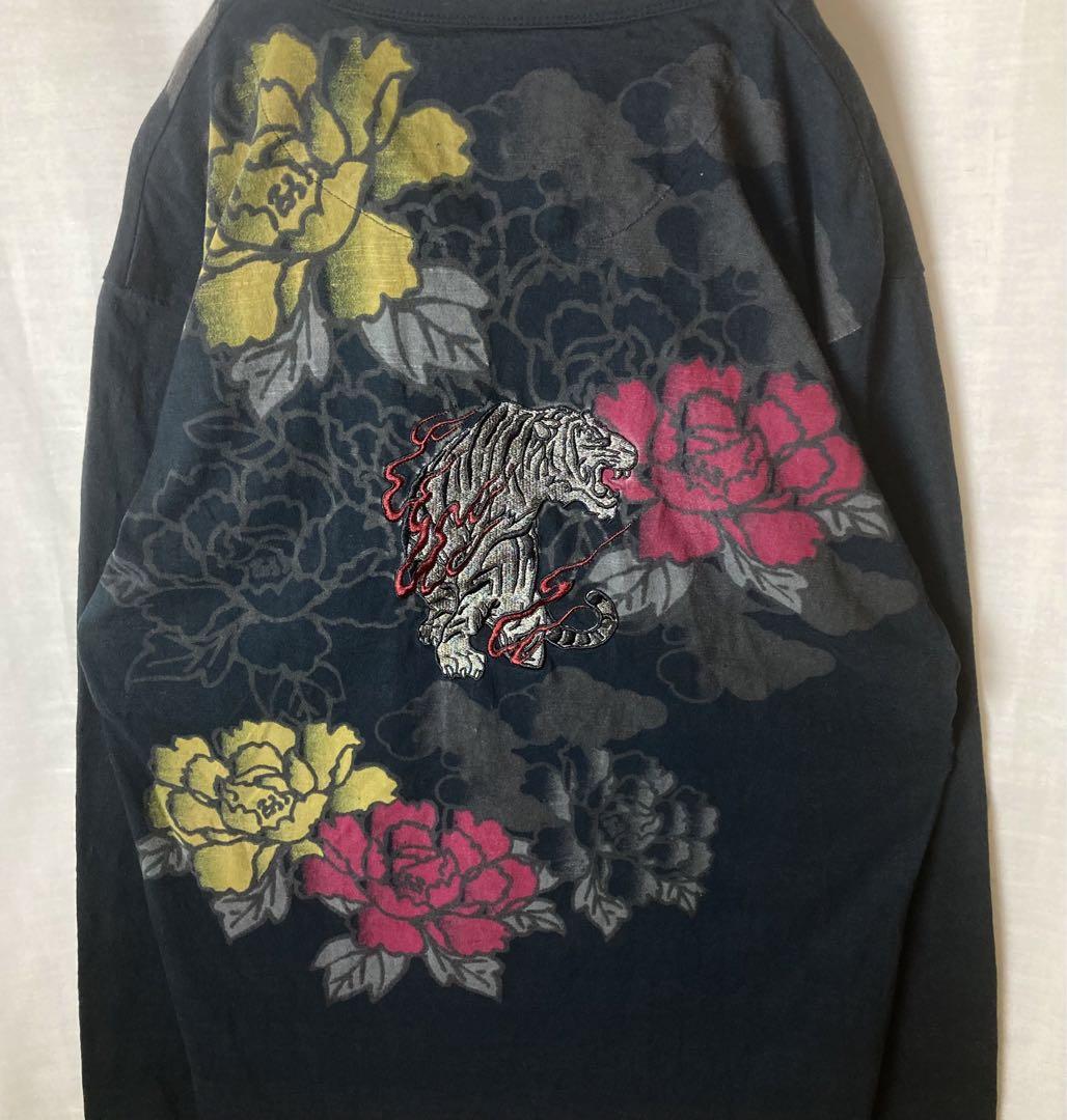 グッドデザイン ビッグ和柄 虎タイガー×花フラワー チャコールロンT XLサイズ