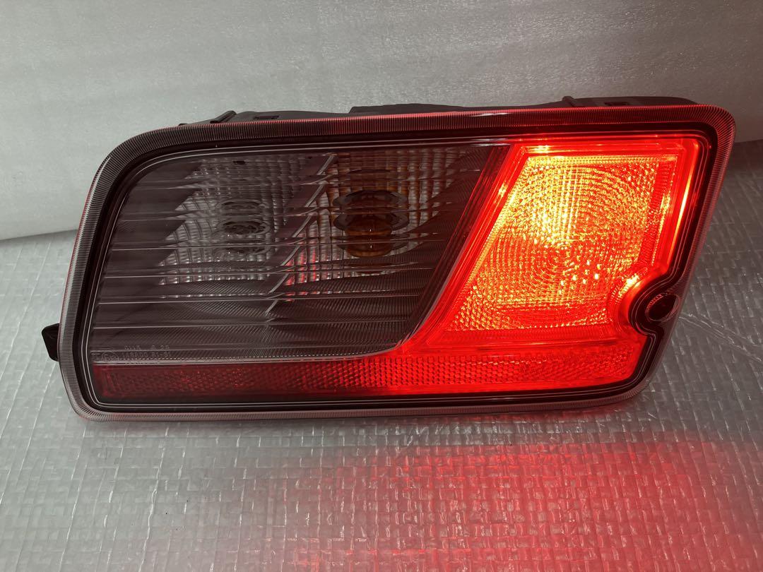 カーゴ S700V純正左右テール