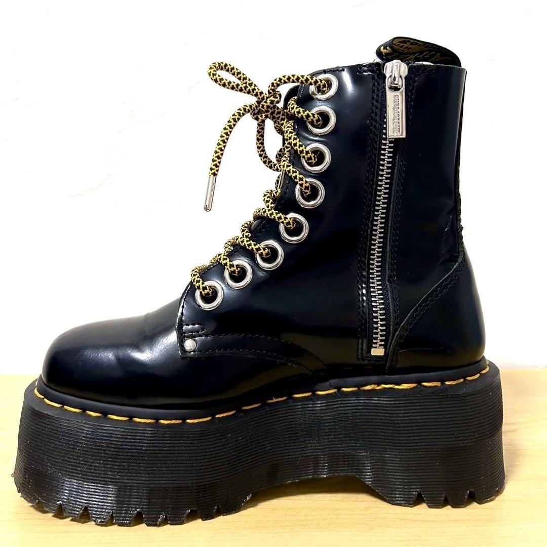 ♠ Dr.Martens