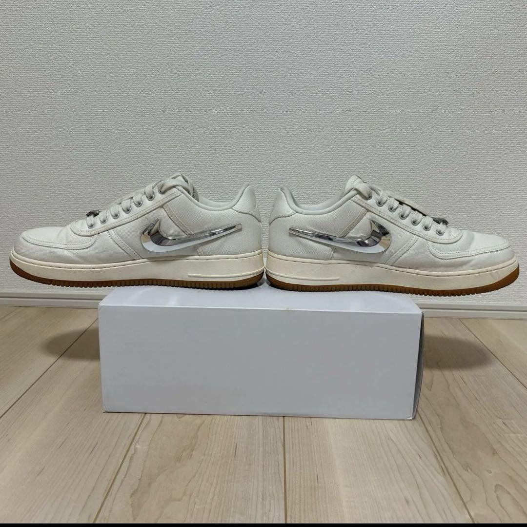 NIKE × Travis Scott Air Force 1 Low 美品