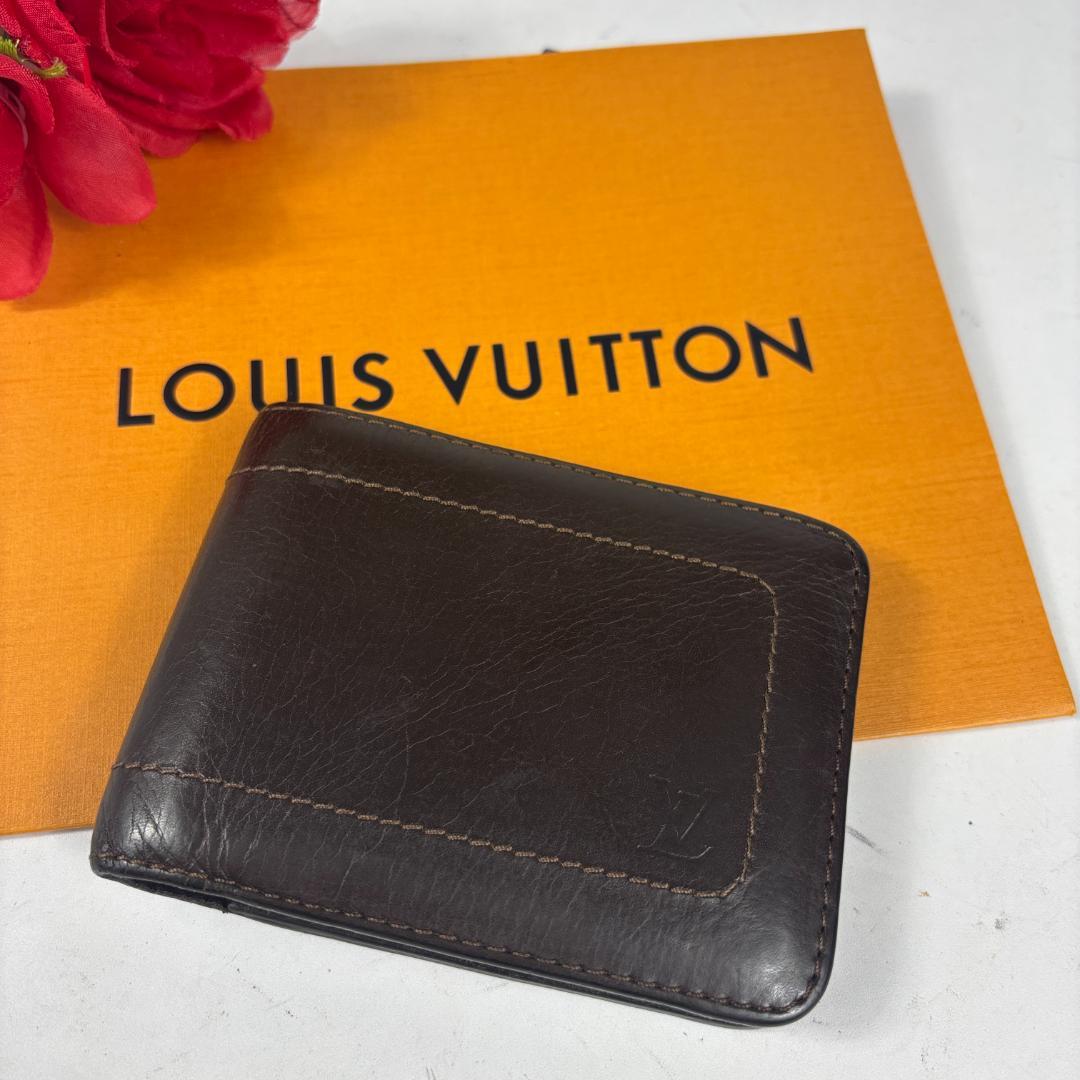 LOUIS VUITTON - 美品 LOUIS VUITTON ルイヴィトン 二つ折り