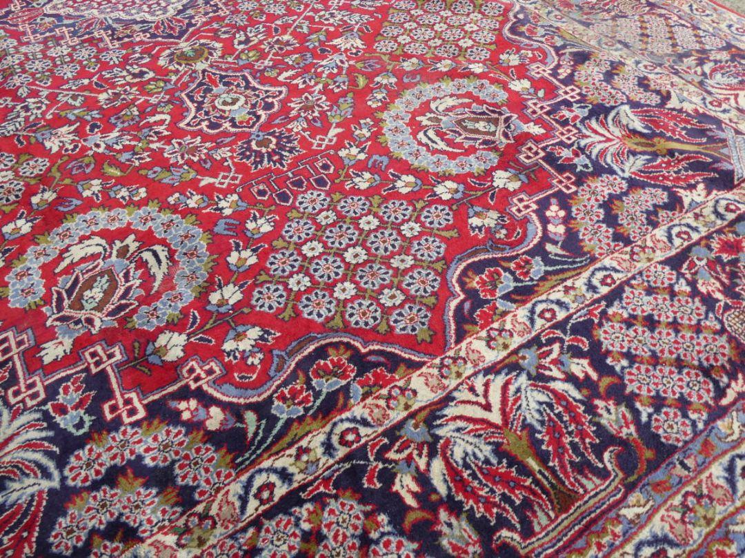 ▶▶感謝祭SALE◀◀　大判 393×261cm ペルシャ絨毯 手織　イラン産