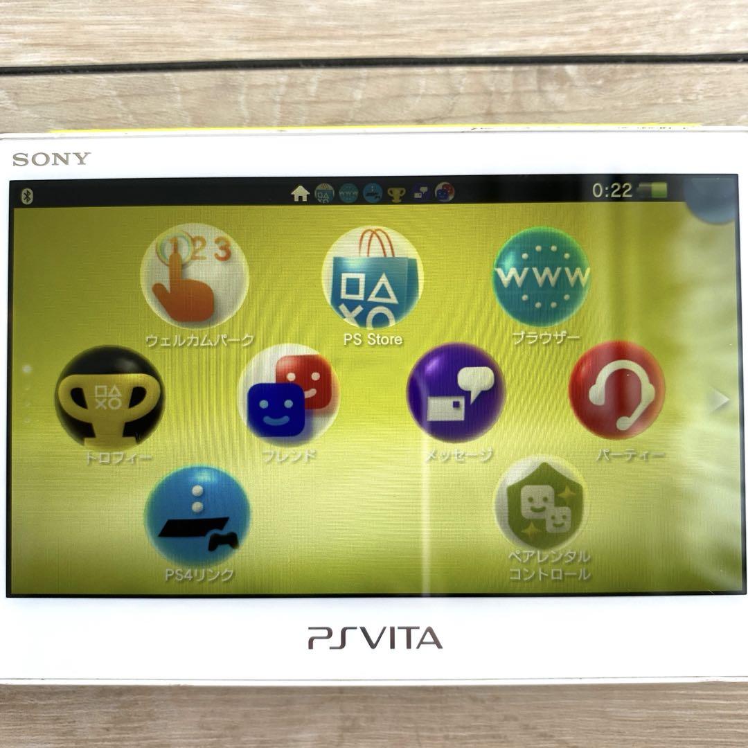 PlayStation Vita PCH-2000 プレステ本体 SDカード付 画像3