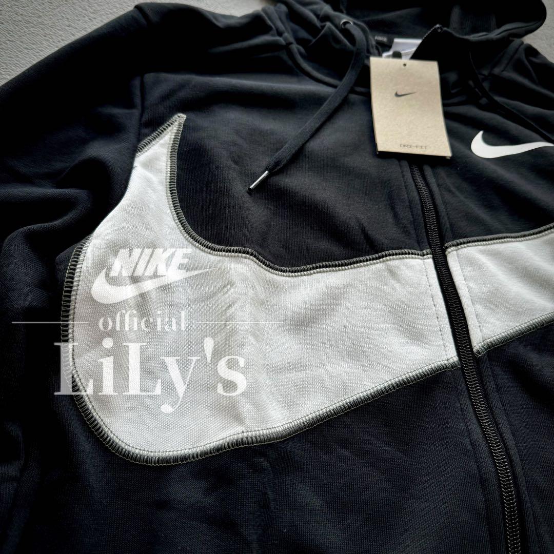 新品　NIKE上下セット　Ｓサイズ　ビッグスウォッシュ　黒白　ナイキフリース 新品 NIKE上下セット Sサイズ ビッグスウォッシュ 黒白 ナイキ