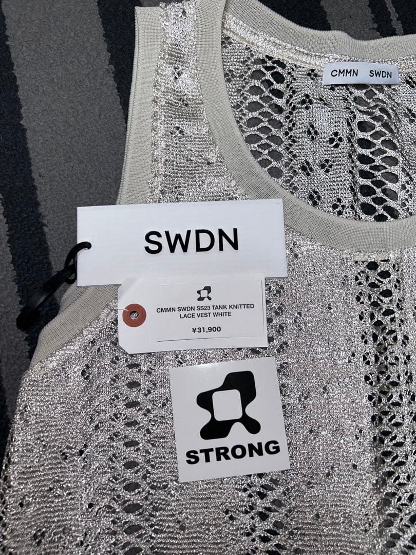 日本産】 CMMN SWDN TANK KNITTED LACE VEST WHITE S タンクトップ