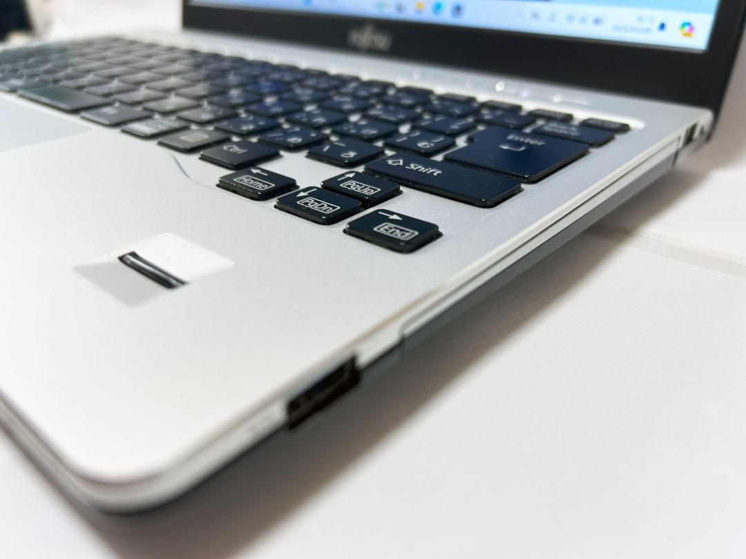 富士通ノート S938/B　i5第8世代 Windows11Office2021 Amazon.co.jp: Fujitsu Laptop Lifebook S938 13.3-inch Laptop