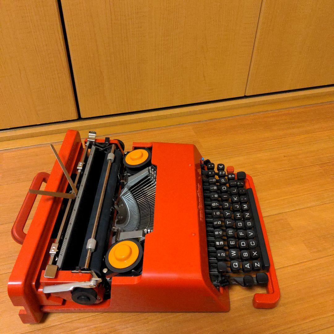 Olivetti valenetime　 タイプライター オリベッティ