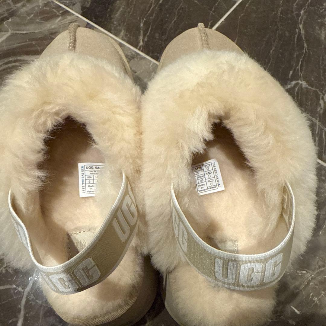 UGG ファースリッパ 2025年新作 伊勢丹購入 - メルカリ