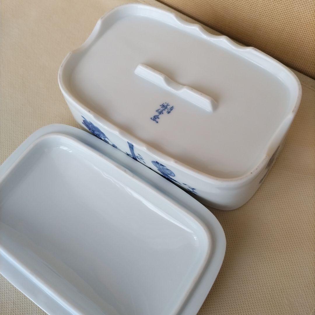 été Girls Donʼt Cry 有田焼 陶器 ケース No.7 陶箱 小 / Ornamental box, Sometsuke | しぶや黒田陶苑
